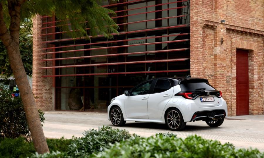 2024-yaris-grs-dpl-ext-static-high0002