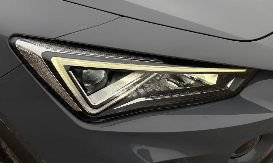 WhatsApp Image 2025-12-04 at 14.48.549