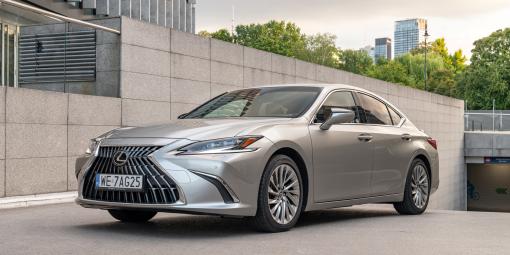 Lexus-ES-300h-27