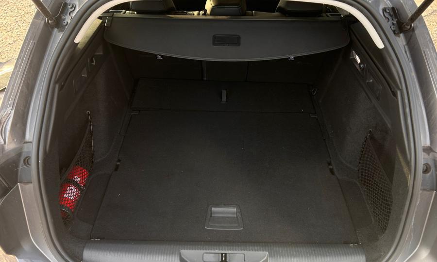 WhatsApp Image 2025-12-03 at 13.41.589