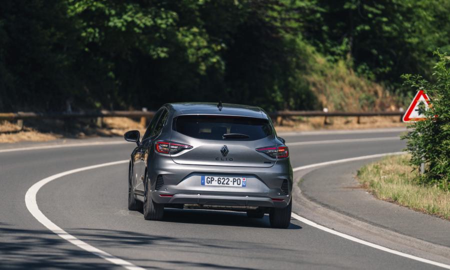 new renault clio e-tech full hybrid esprit alpine (58)