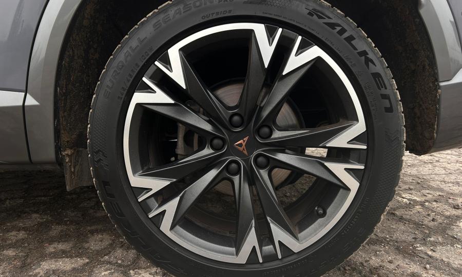 WhatsApp Image 2025-12-04 at 14.48.5811