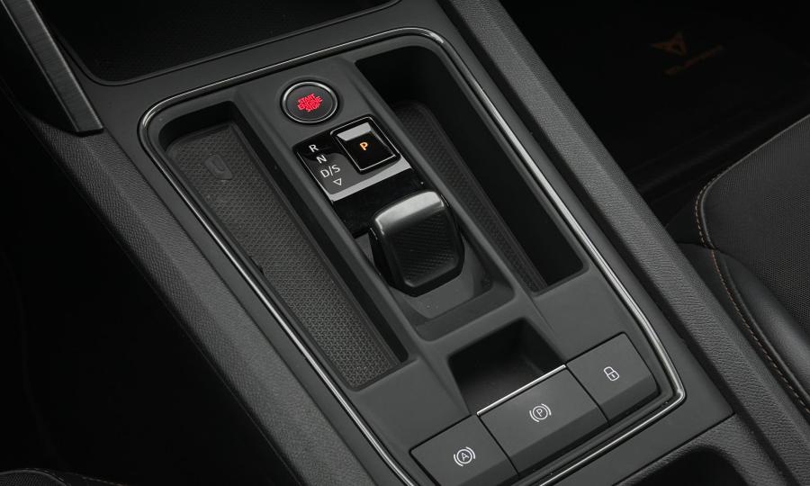 WhatsApp Image 2025-12-04 at 14.48.5818